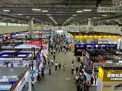 參觀國際物流展會,拓寬學(xué)生專業(yè)視野--管理學(xué)院師生參觀2024年中國(廣州)國際物流裝備與技術(shù)展覽會